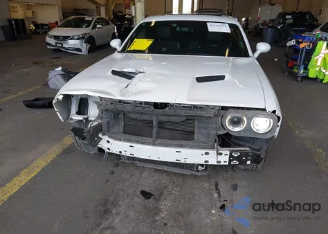 2016 Dodge Challenger R/T Scat Pack z USA, uszkodzony, nr VIN 2C3CDZFJ0GH231805